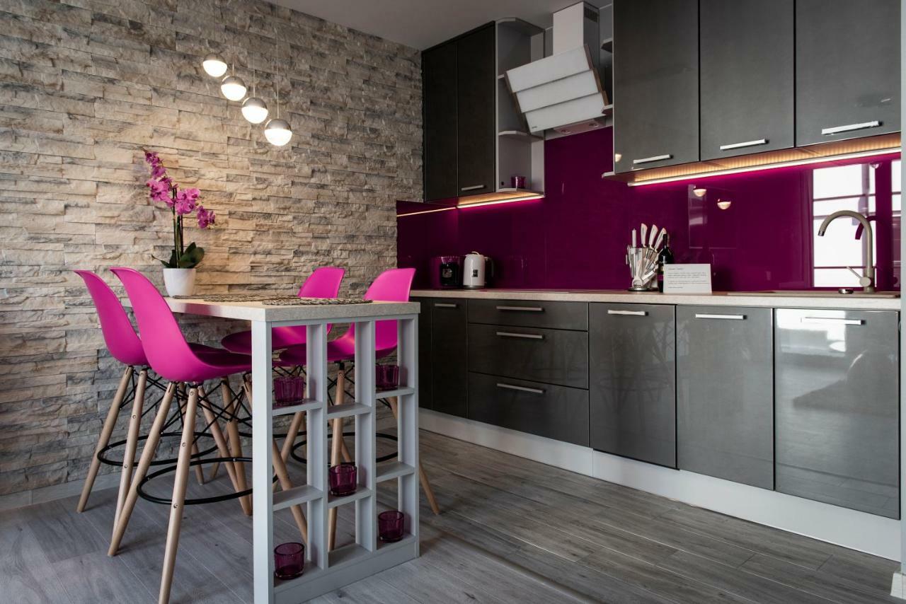 Apartament Elegance Pink Rewal Exterior photo