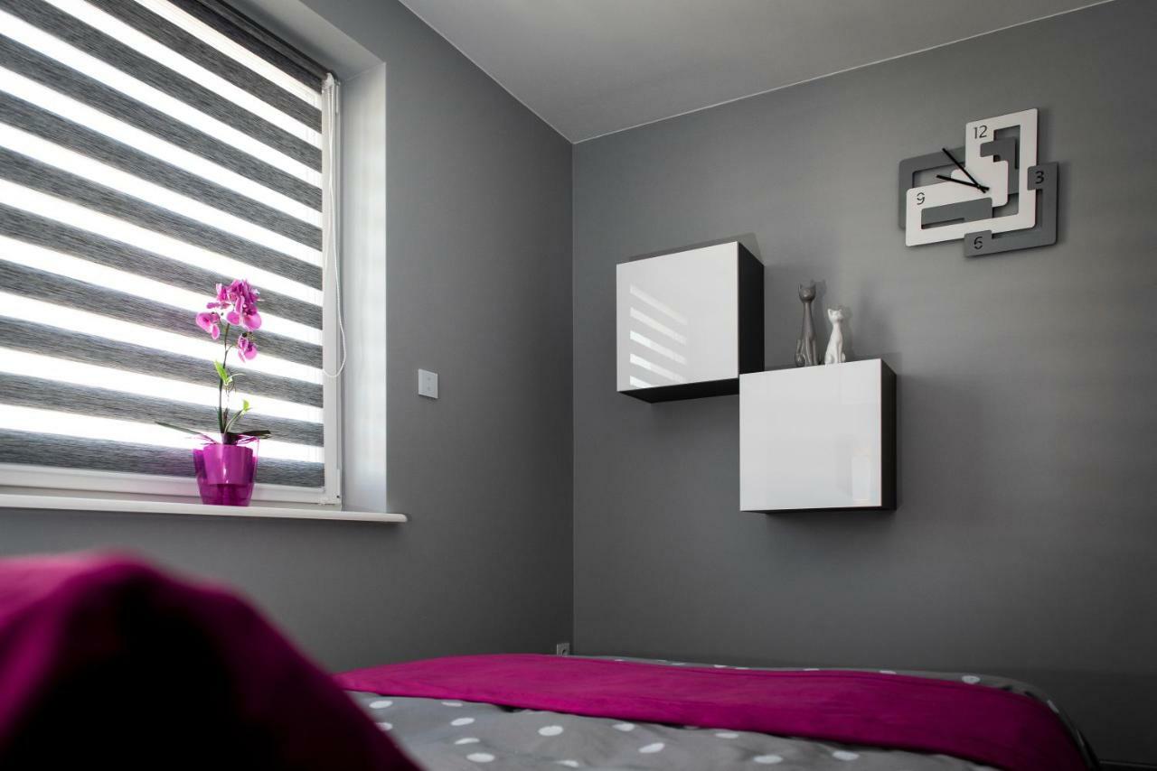 Apartament Elegance Pink Rewal Exterior photo