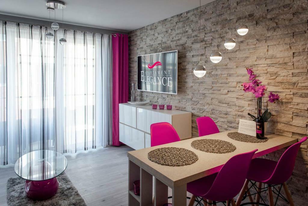 Apartament Elegance Pink Rewal Exterior photo